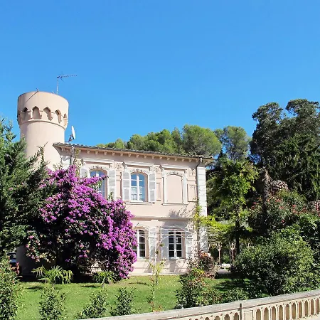 Ferienhaus Mit Pool 110s Hébergement de vacances